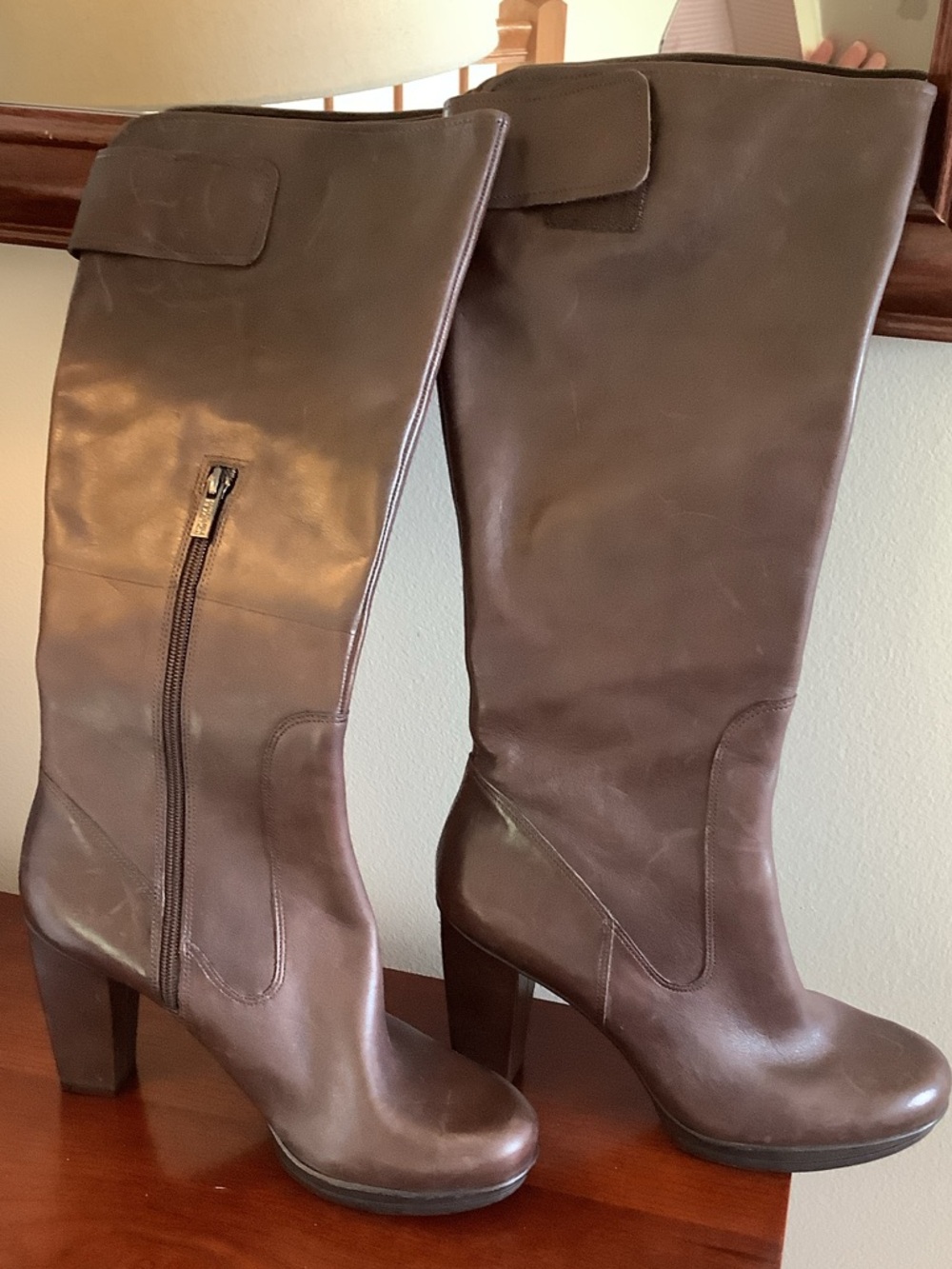 Kenneth Cole Reaction leather boots size 10 NWOB